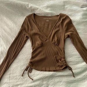 American Eagle tan sinched tie long sleeve
